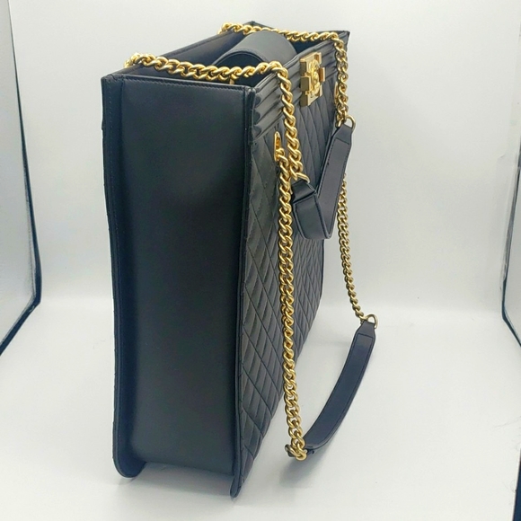 CHANEL BAG SIZE 12X14 COLOR BLACK 100% AUTHENTIC - Picture 3 of 13